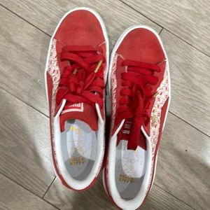Puma x Hello Kitty JR Suede Size 38